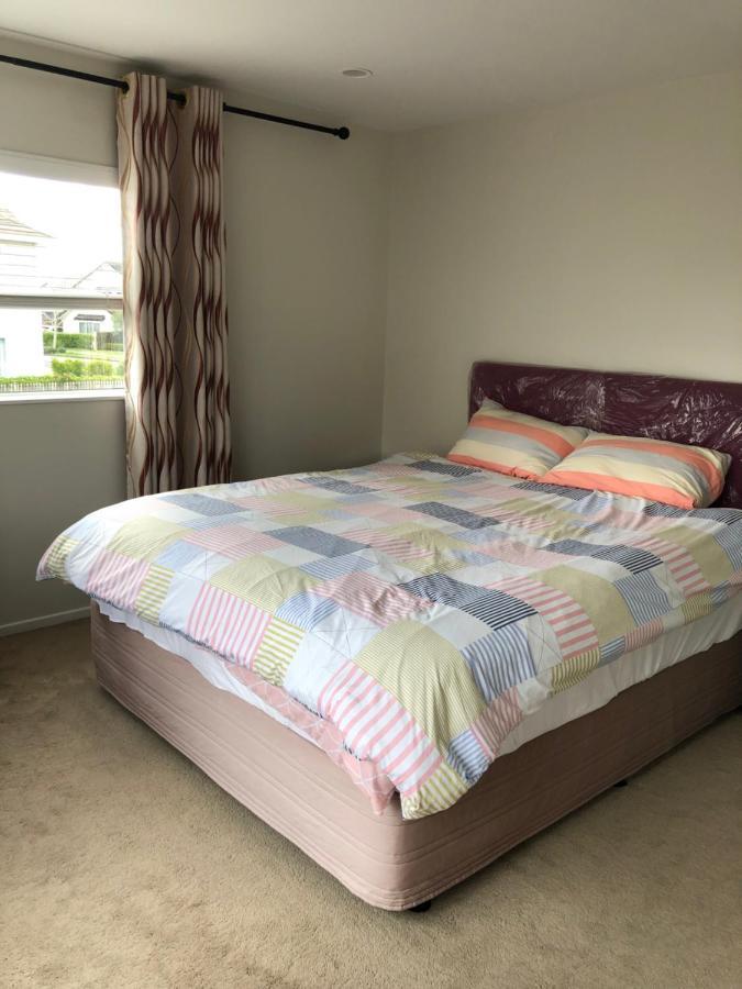 Brand new bedroom in Karaka  Auckland Bagian luar foto